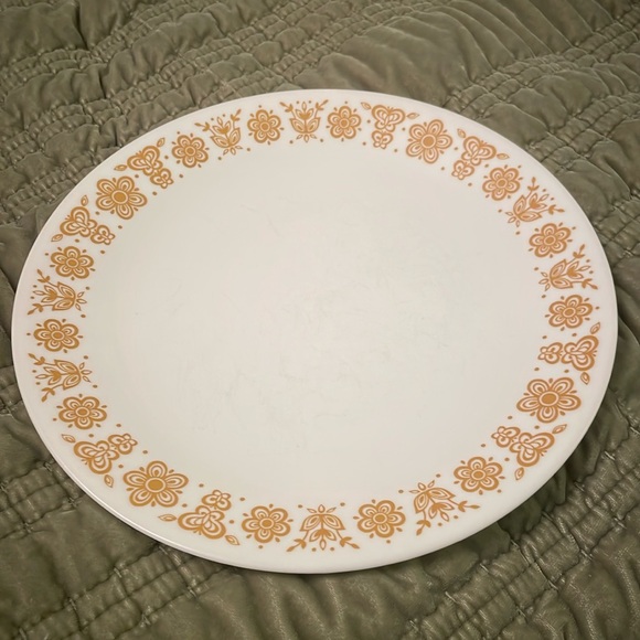 Vintage CORELLE Butterfly Pattern Golden Tan & White Dinner Plate 1 Piece - Picture 1 of 7